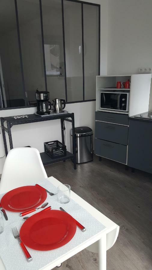 רושפור Le Petit Loft Des Thermes מראה חיצוני תמונה